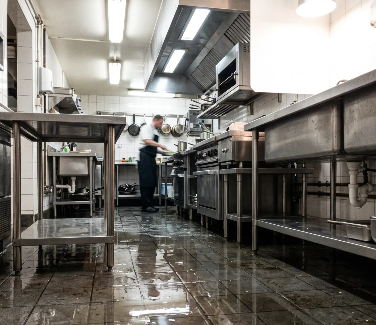 Restaurant Water Extraction emergency water extraction in Carmel, IN